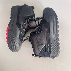 VANS Half Cab Gore-Tex MTE-3 Mid Men’s 6.5 / Women’s 8 New Black New $180